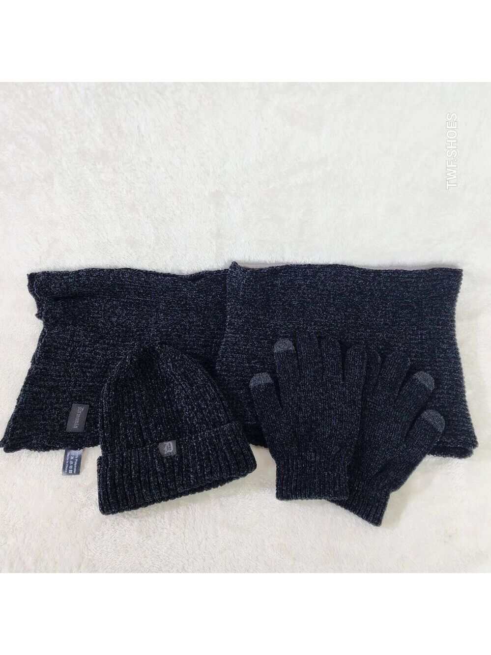 Demonia Official Limited Promotional Hat Gloves Extra Long Scarf Gift Set - Picture 1 of 6